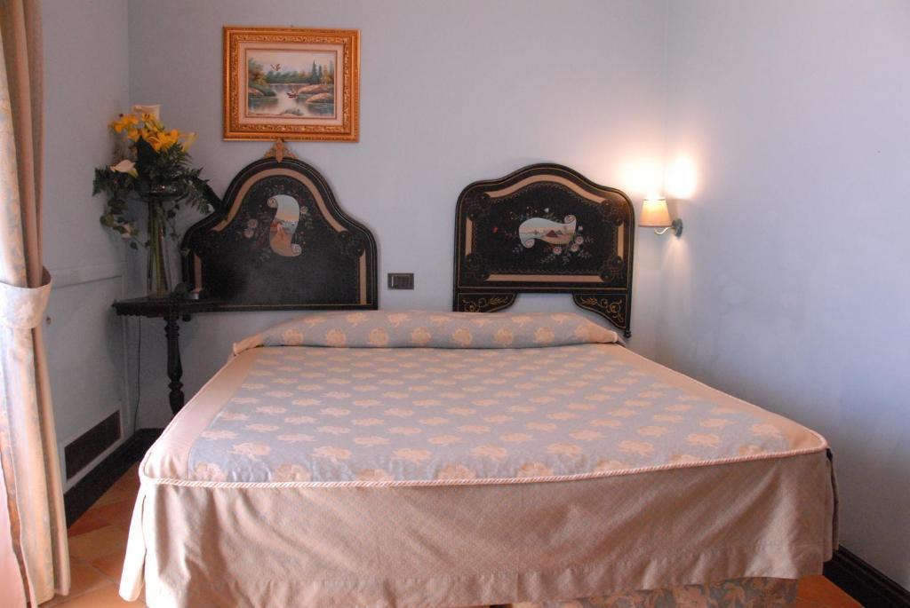 Hotel Villa Palocla Sciacca Rum bild